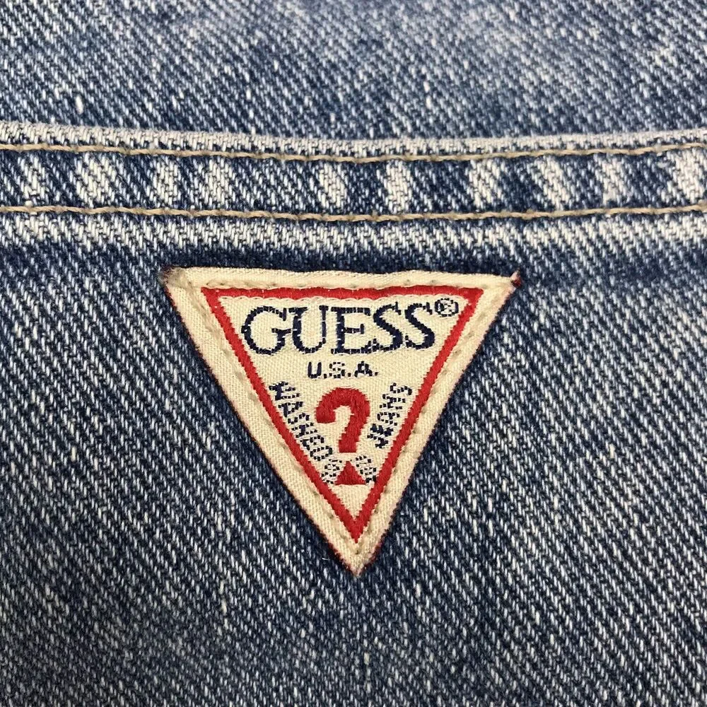 Vintage GUESS 1050 Jeans Women 28x30 Light Acid Wash Blue Denim USA Made Taper